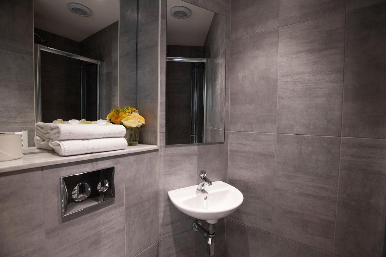 Goldcrest Village Rooms University Of גלוואיי מראה חיצוני תמונה